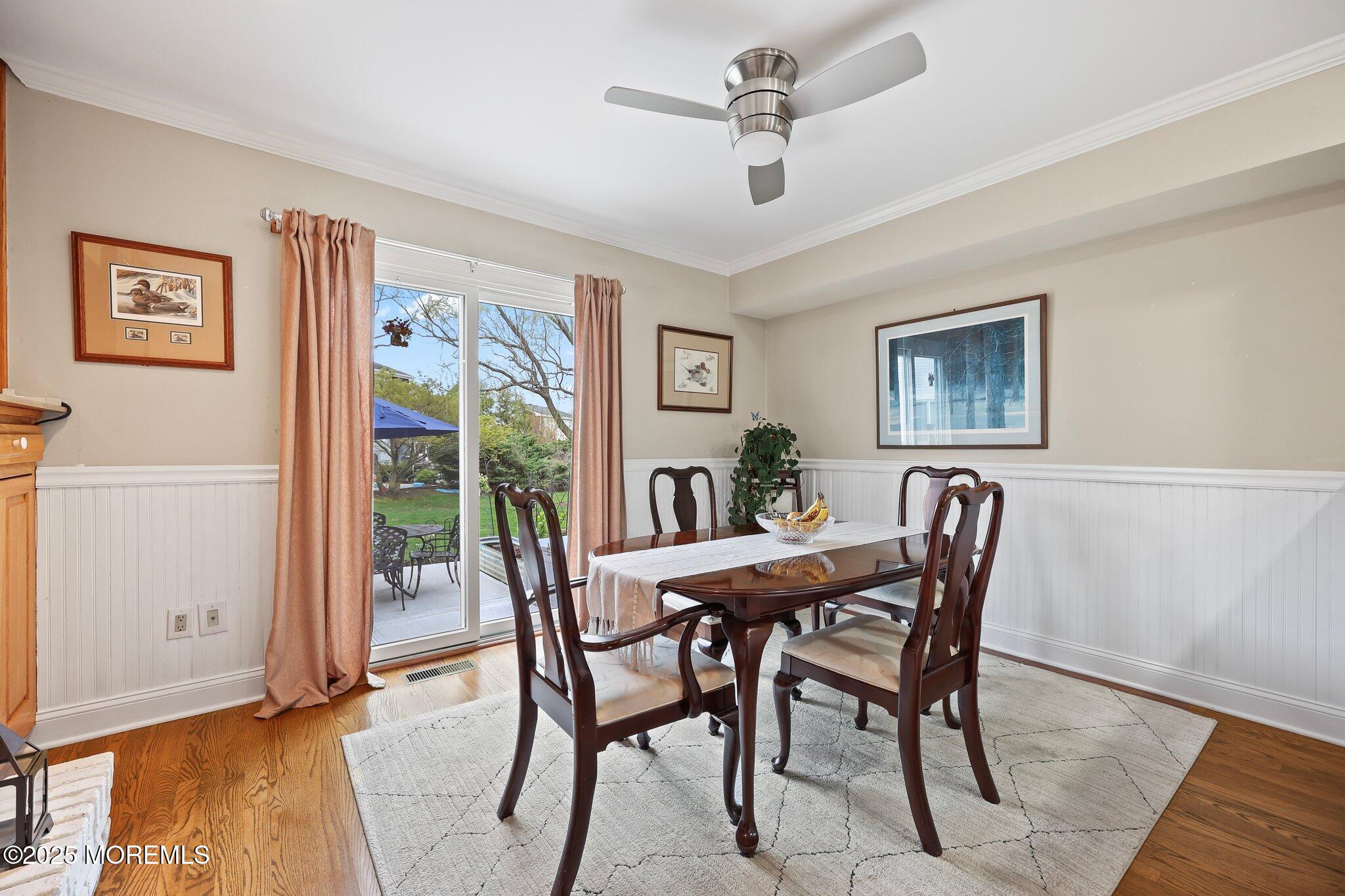 25 Meadow Avenue, 84