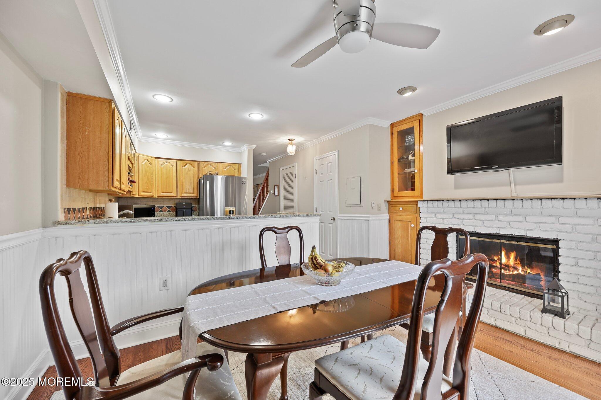 25 Meadow Avenue, 84