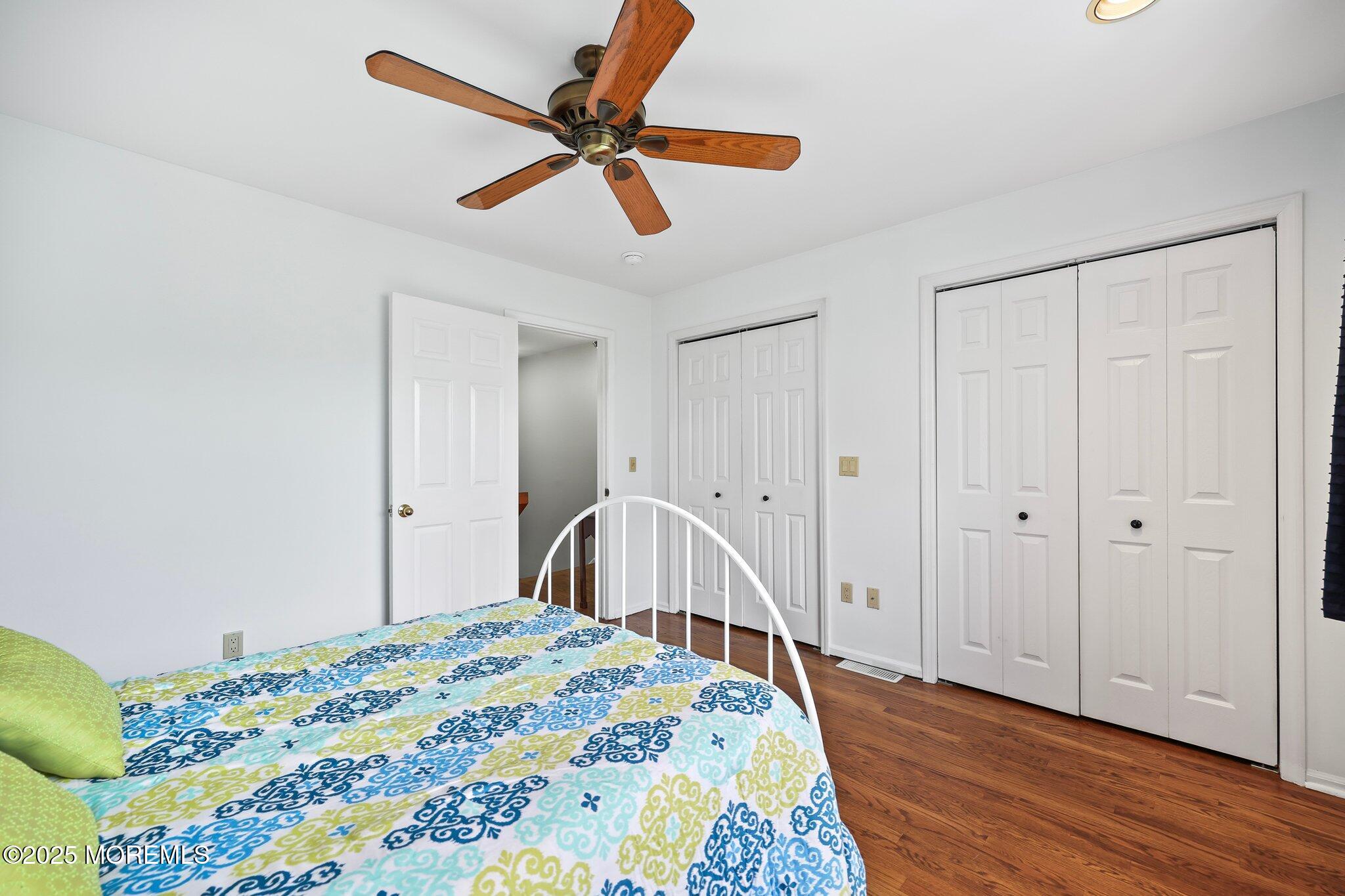 25 Meadow Avenue, 84