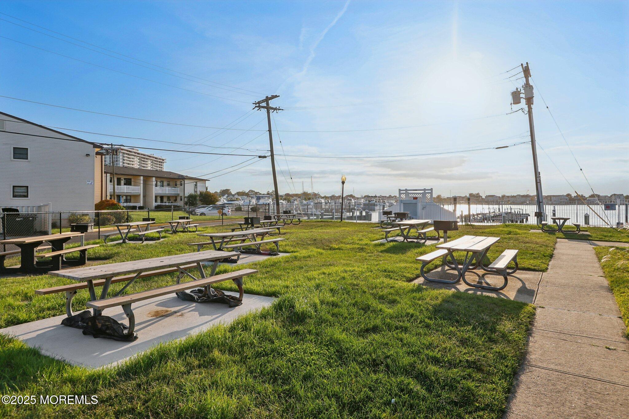 92 Wharfside Drive, 420