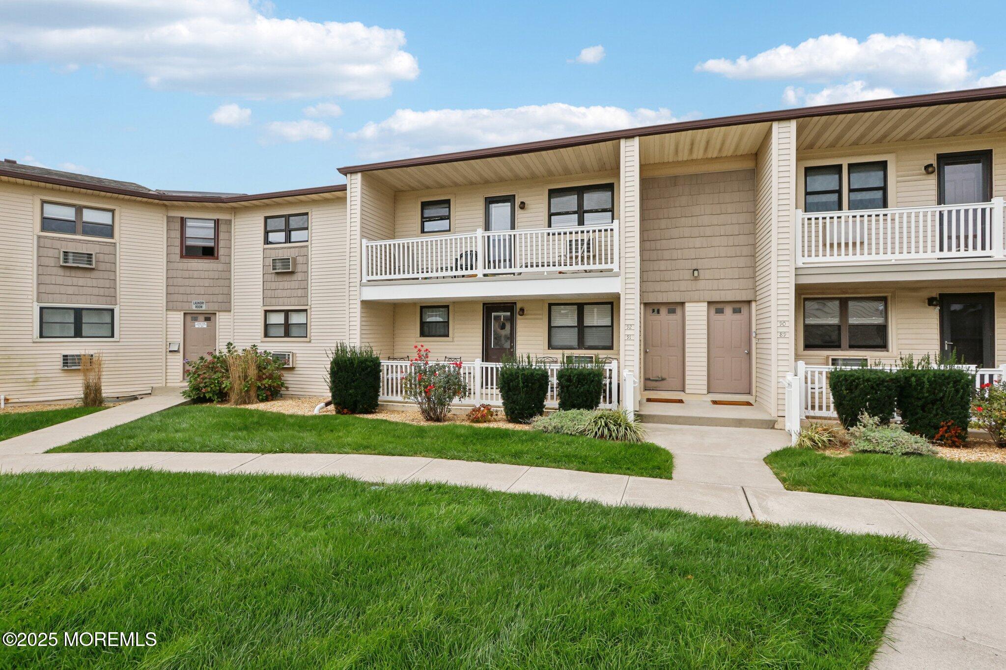 92 Wharfside Drive, 420