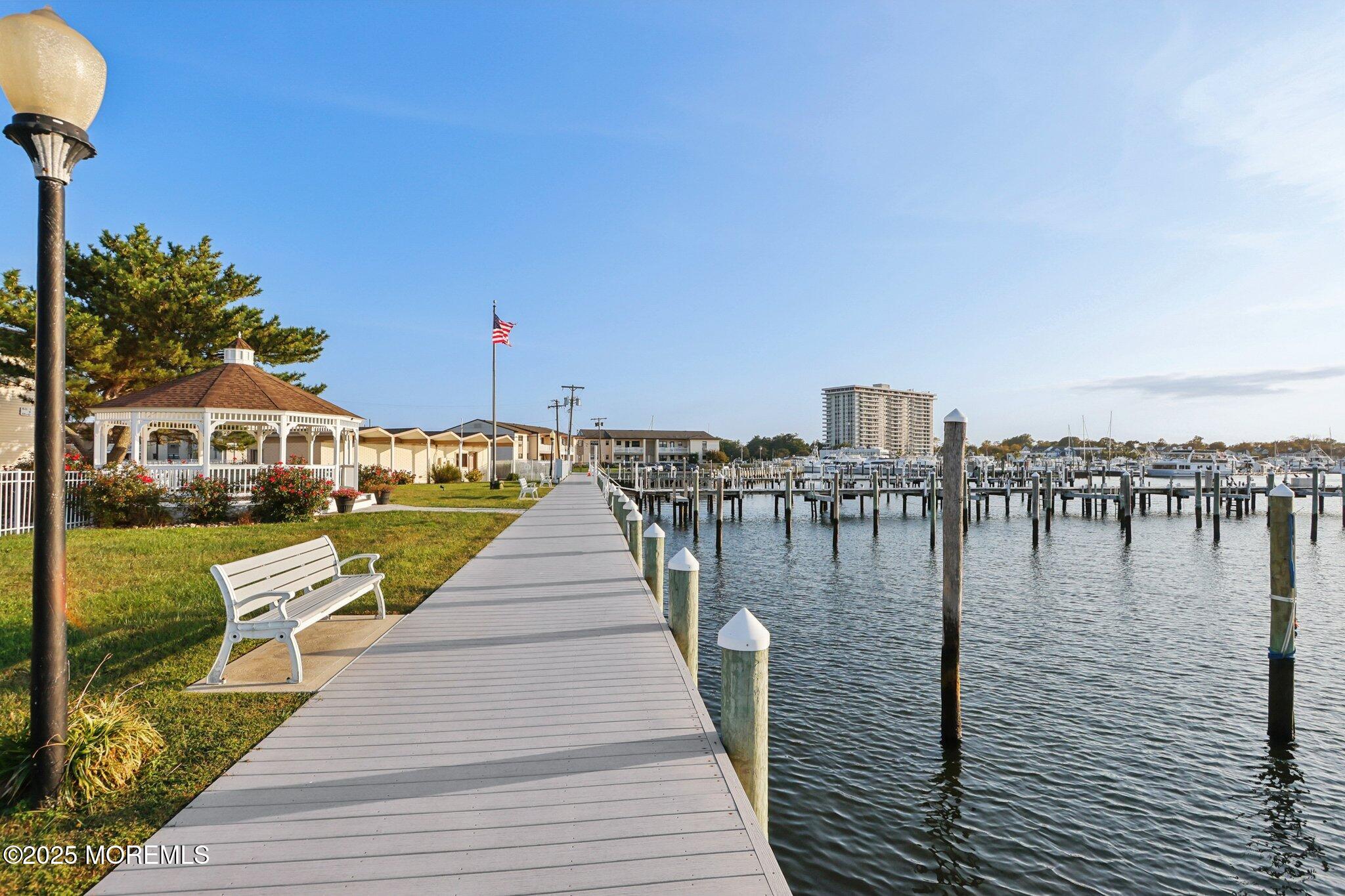 92 Wharfside Drive, 420