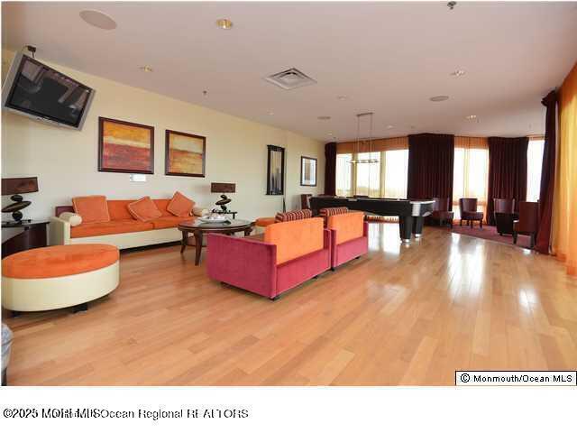 432 Ocean Boulevard N 506