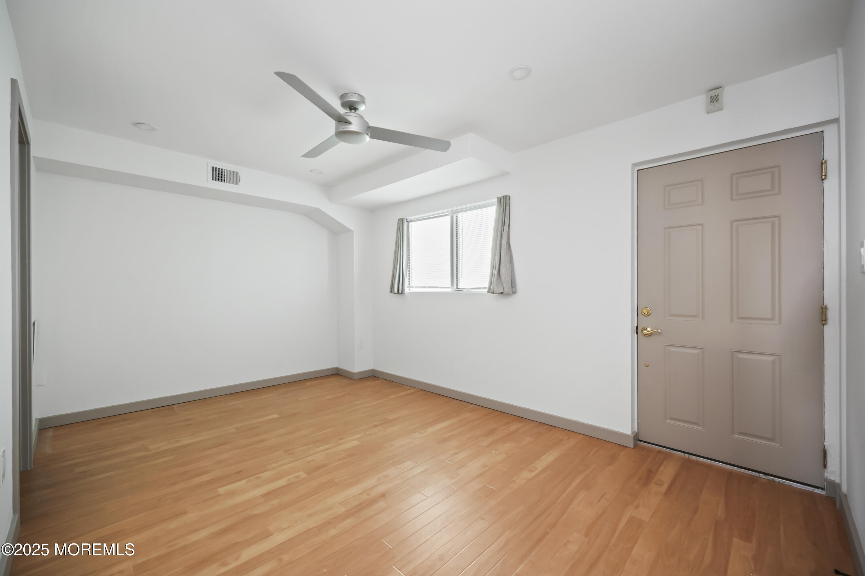 510 Ocean Avenue 14