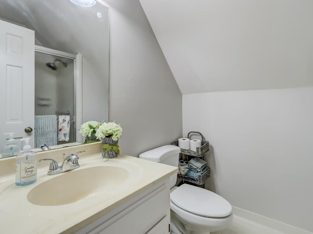 1100 SANTA FE Station