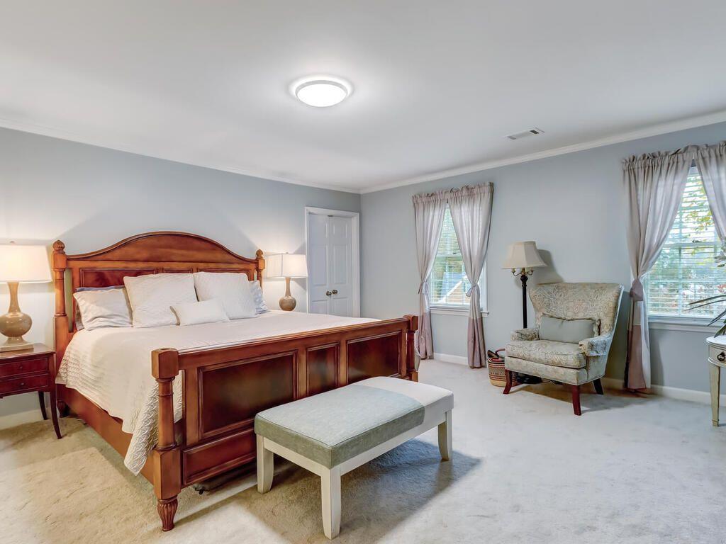 1100 SANTA FE Station