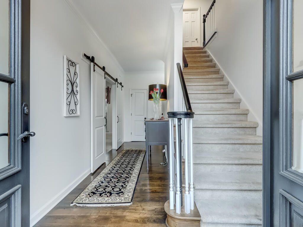 1100 SANTA FE Station