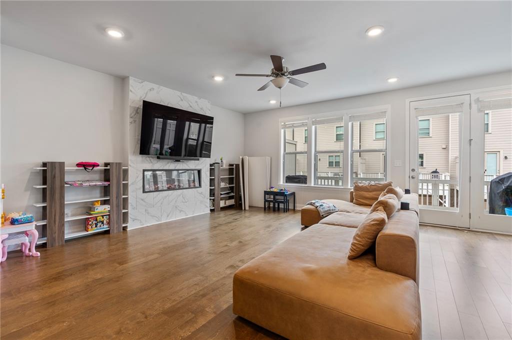 2513 Great Silver Fir Alley
