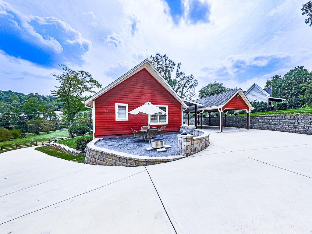 255 Old Dawsonville Road