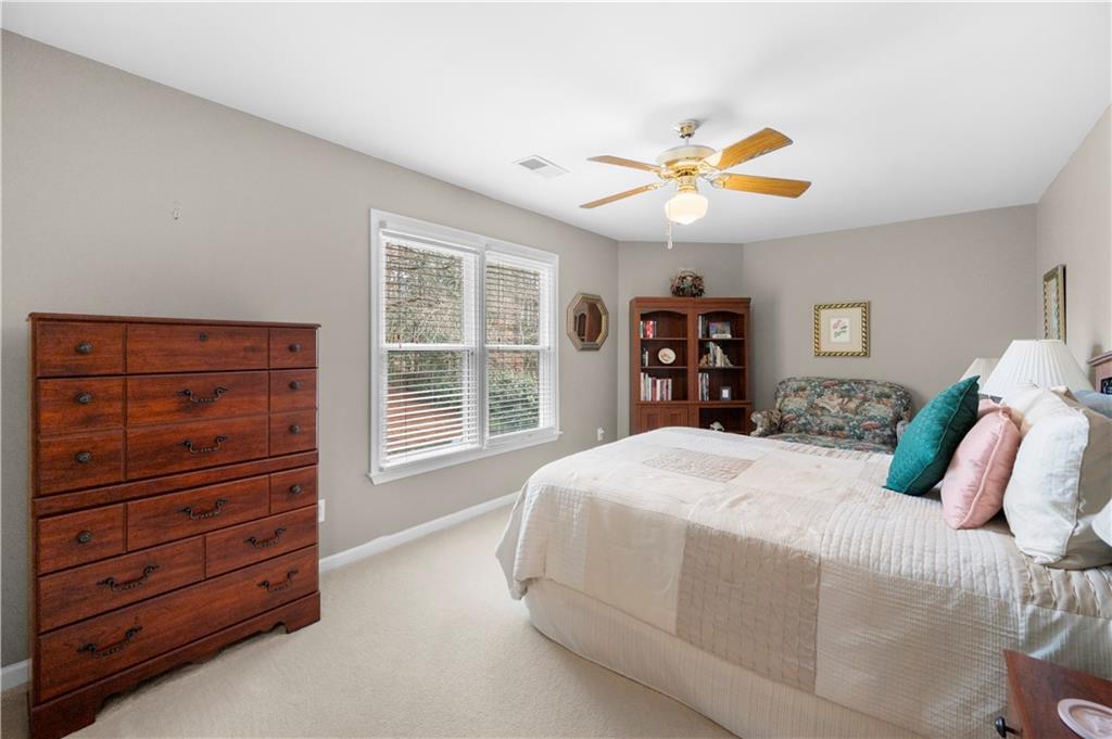 2324 Woodcrest Drive