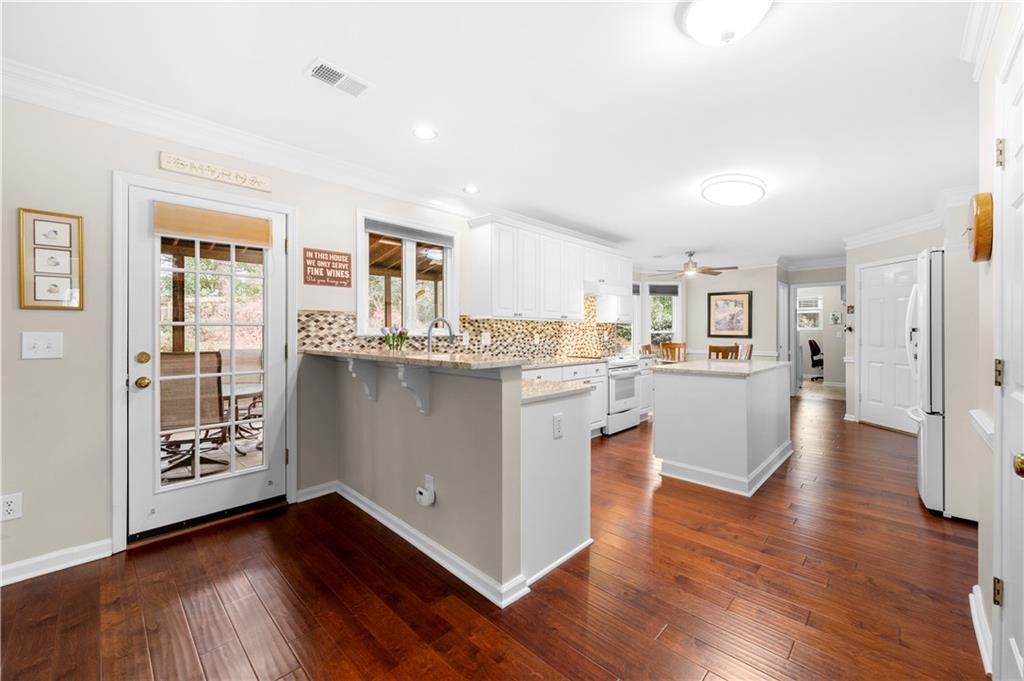 2324 Woodcrest Drive