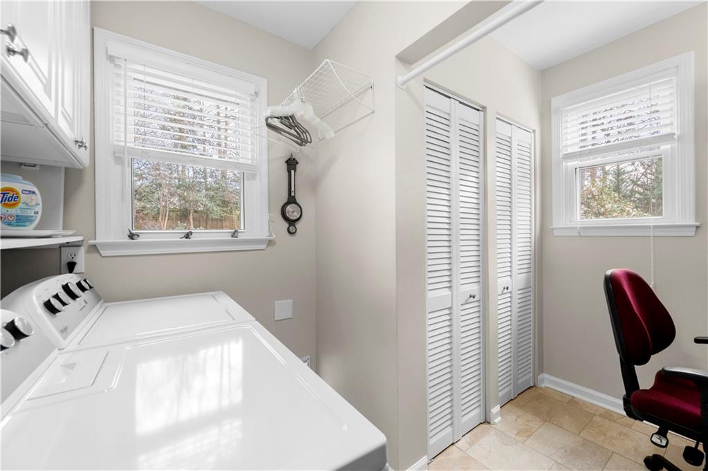 2324 Woodcrest Drive