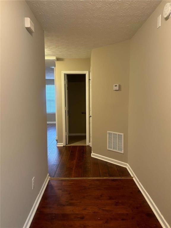 6006 Kingston Wood Way