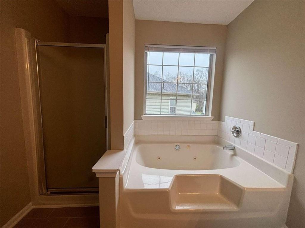 6006 Kingston Wood Way