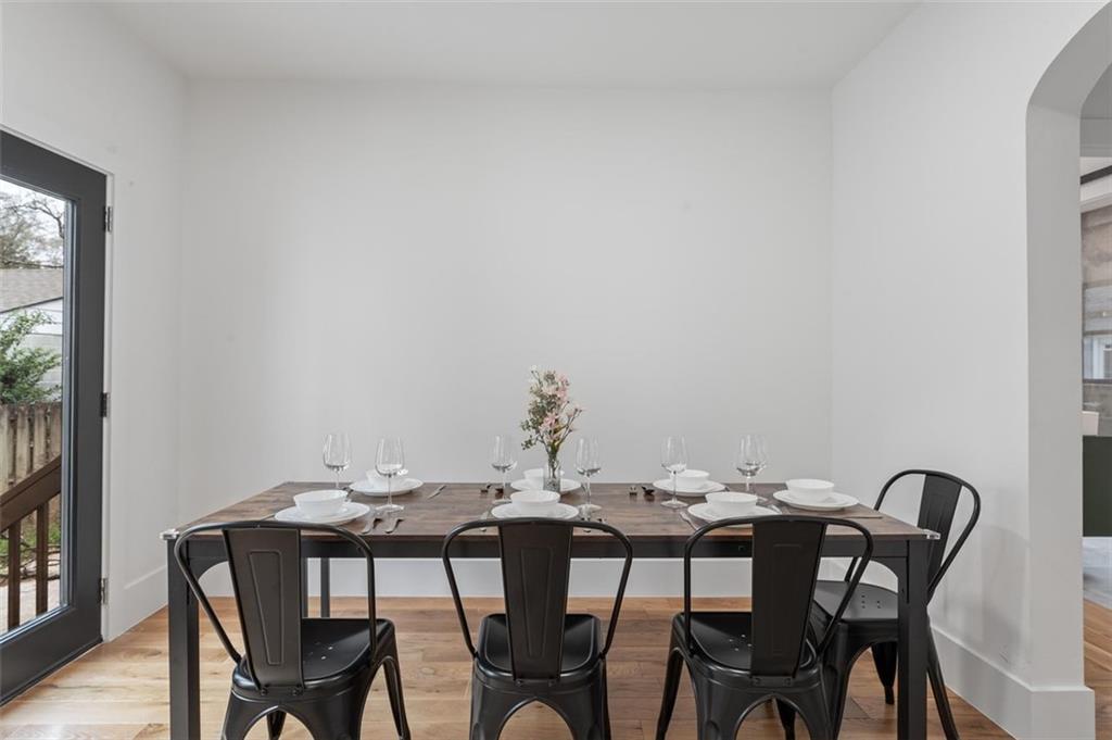 423 S COLUMBIA Drive