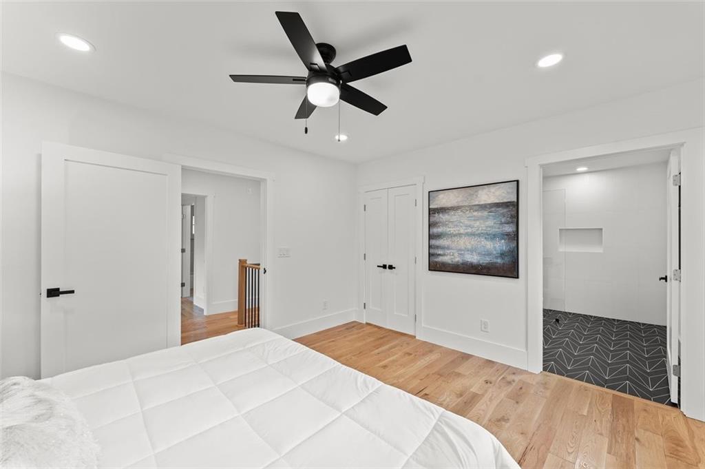 423 S COLUMBIA Drive