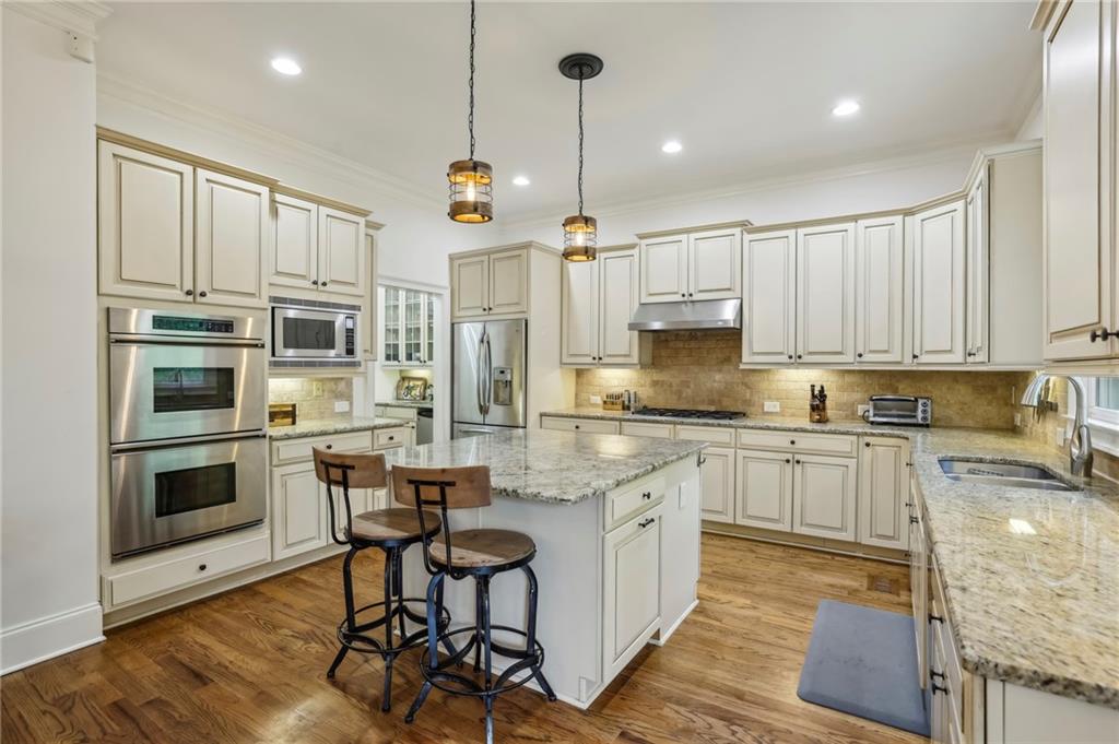 2480 Ellijay Drive NE