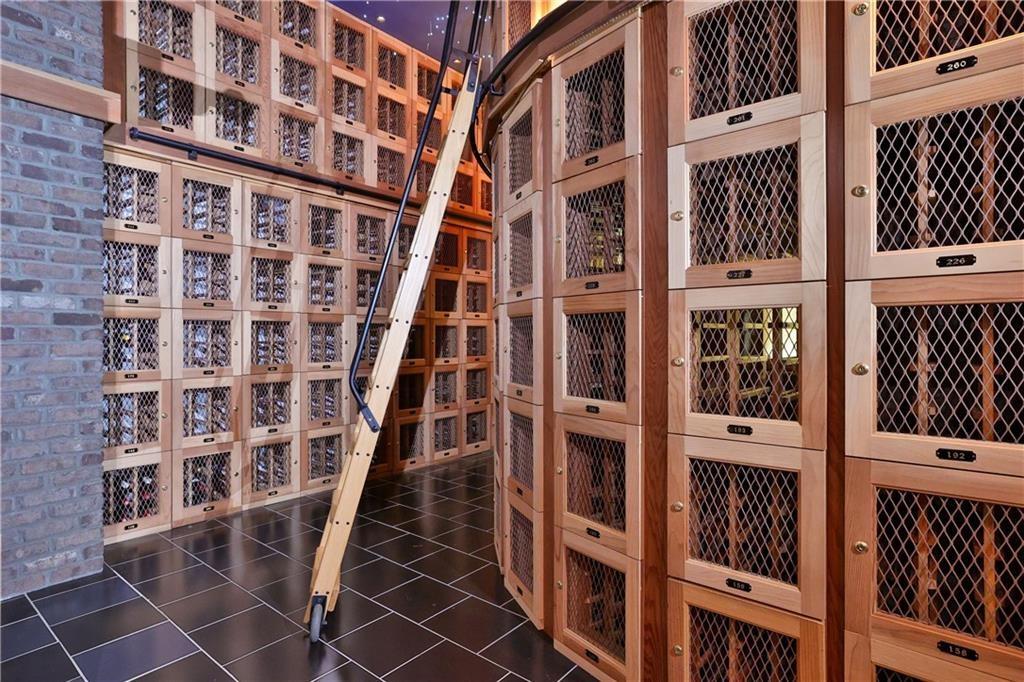 3338 Peachtree Road NE Unit 2206