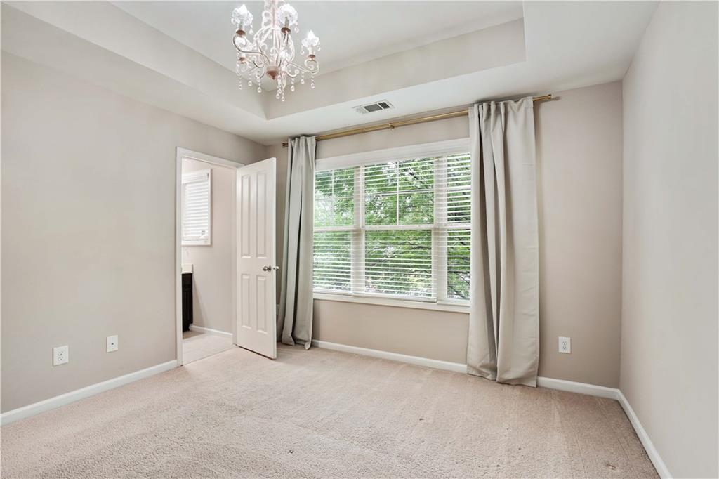 1221 Lavista Road NE