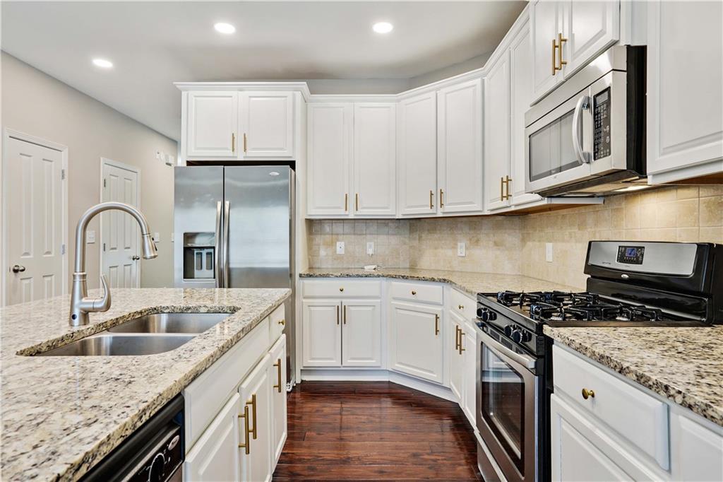 1221 Lavista Road NE