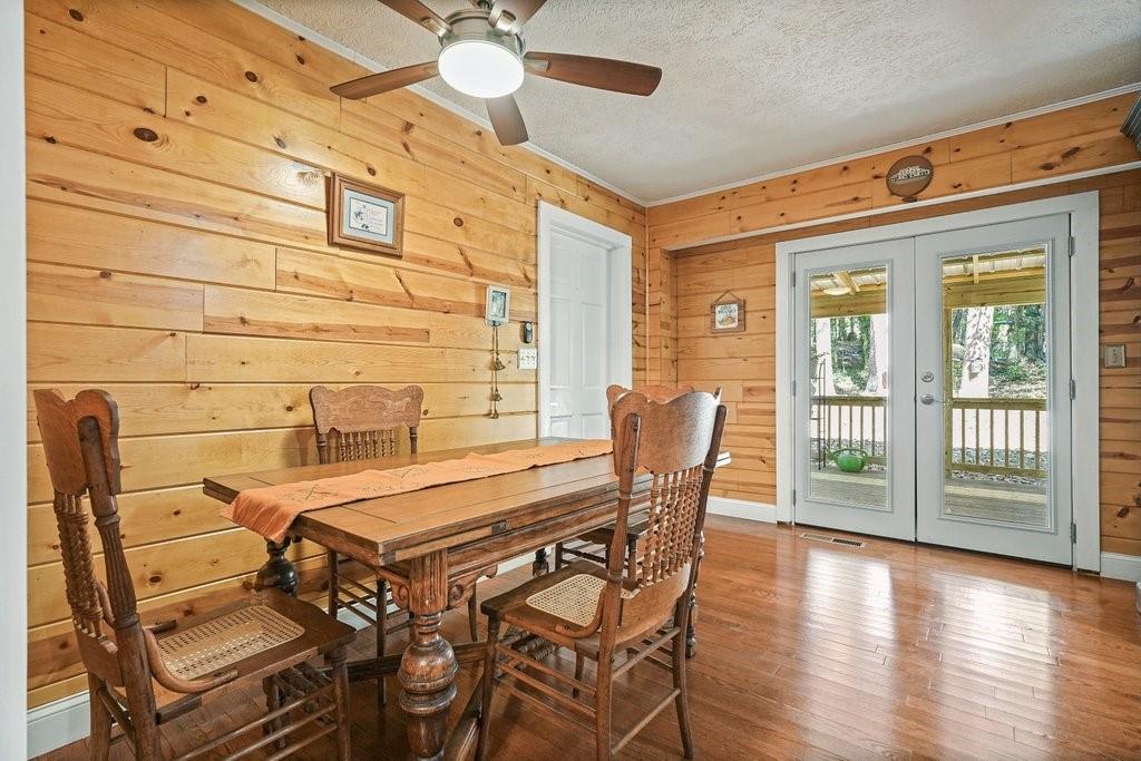 2262 Bayswater Drive NW