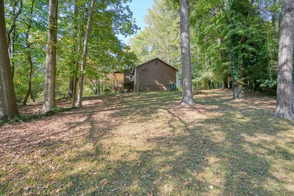 2262 Bayswater Drive NW