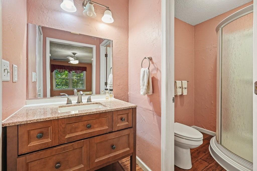 2262 Bayswater Drive NW