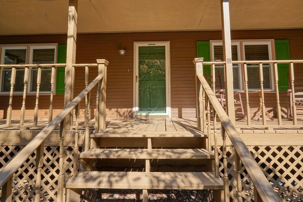 2262 Bayswater Drive NW