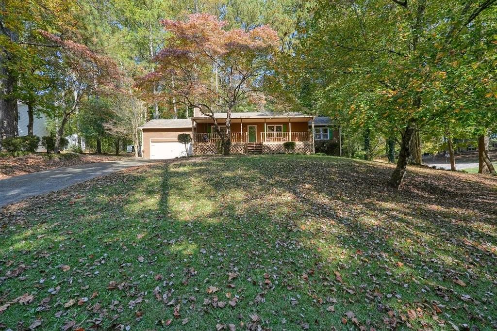 2262 Bayswater Drive NW