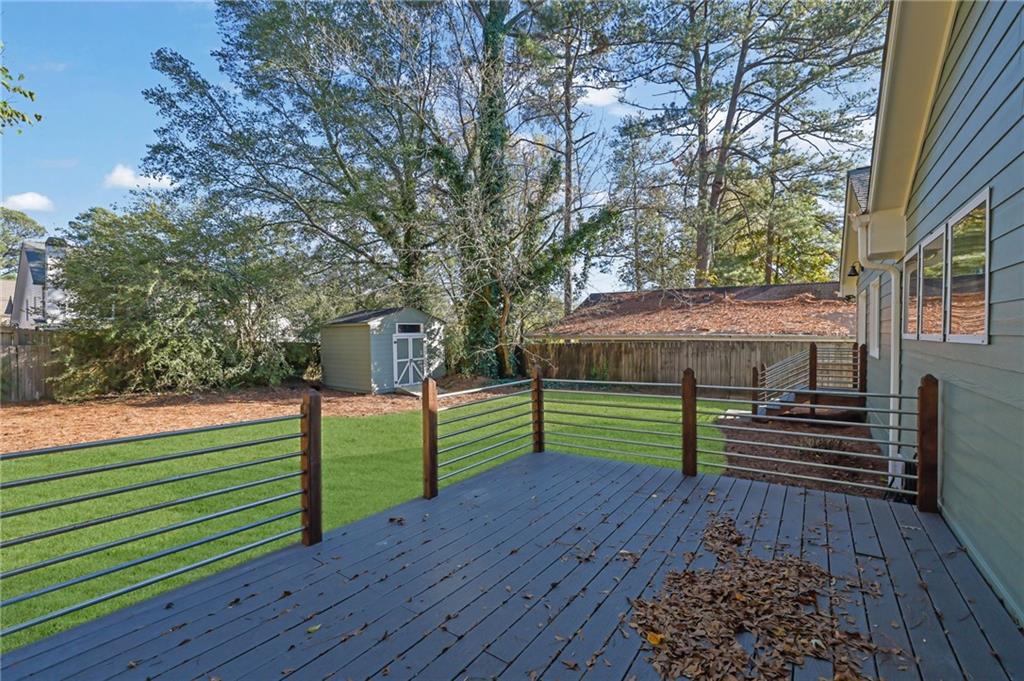 2989 Parkridge Drive NE