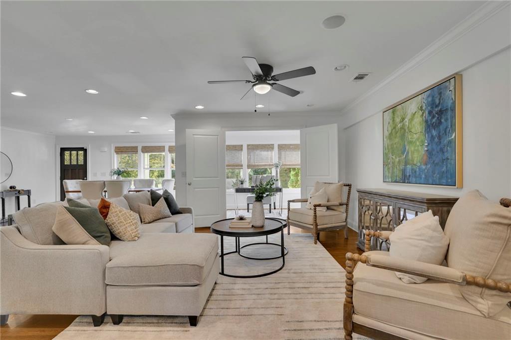 2989 Parkridge Drive NE