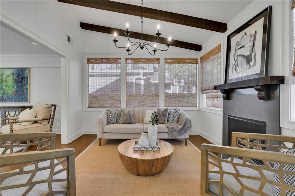 2989 Parkridge Drive NE