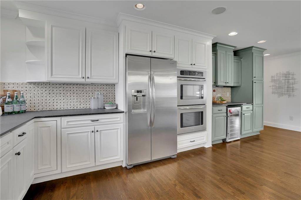 2989 Parkridge Drive NE