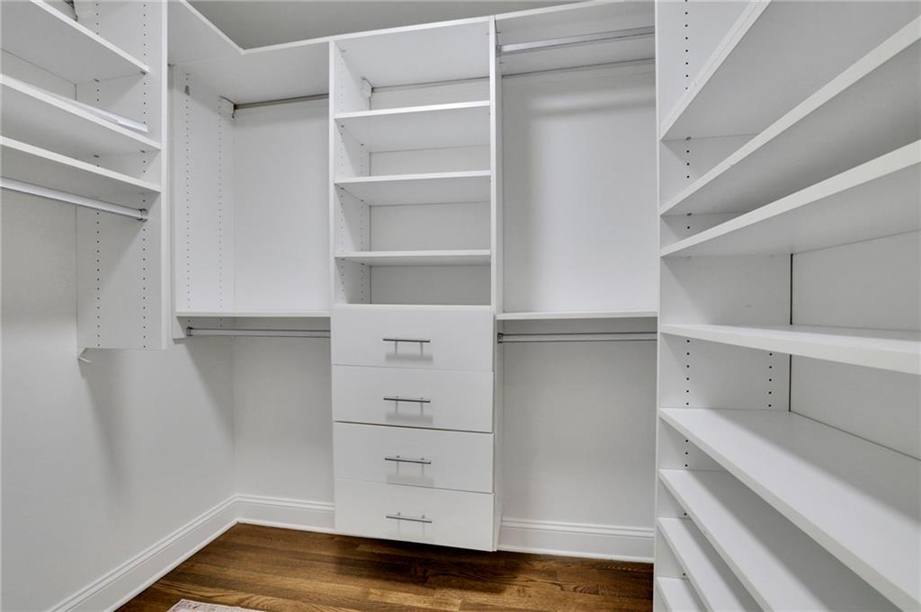 2989 Parkridge Drive NE