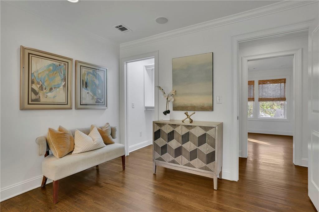 2989 Parkridge Drive NE