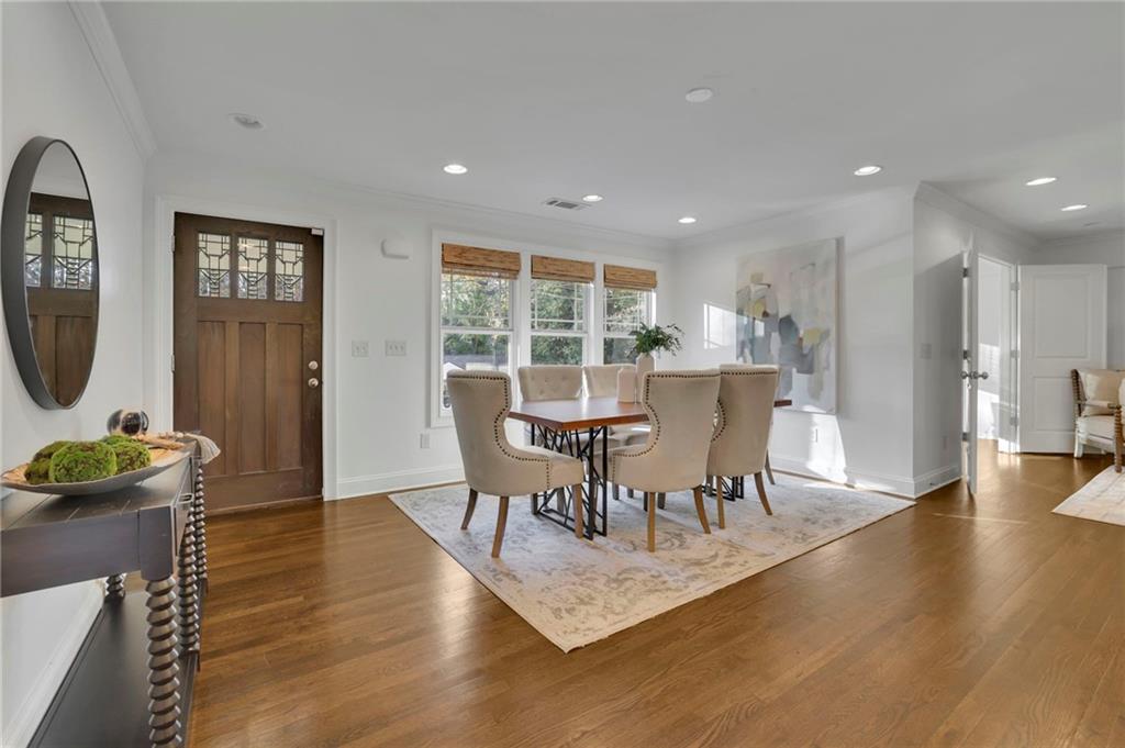 2989 Parkridge Drive NE