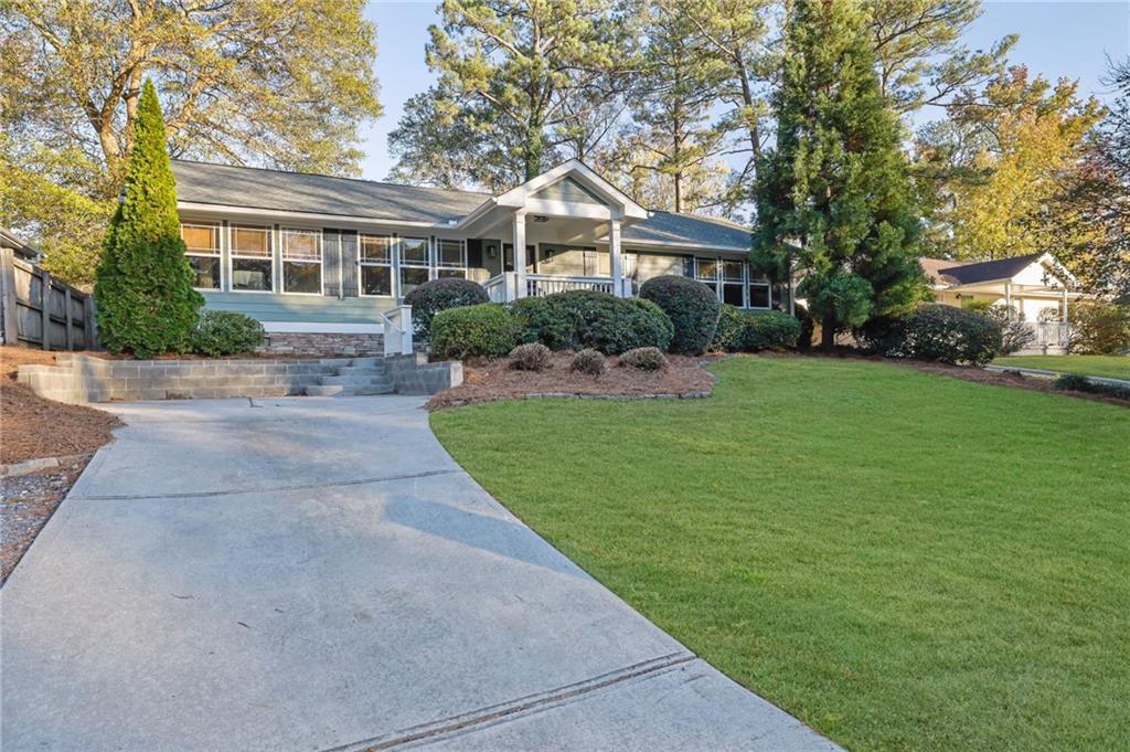 2989 Parkridge Drive NE