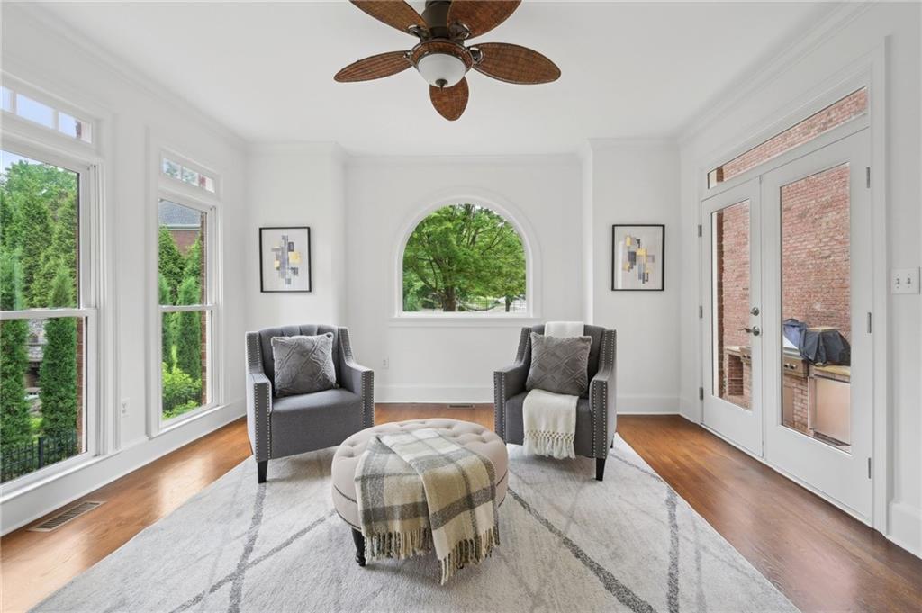 230 Summerhouse Lane