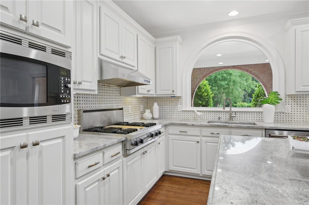 230 Summerhouse Lane