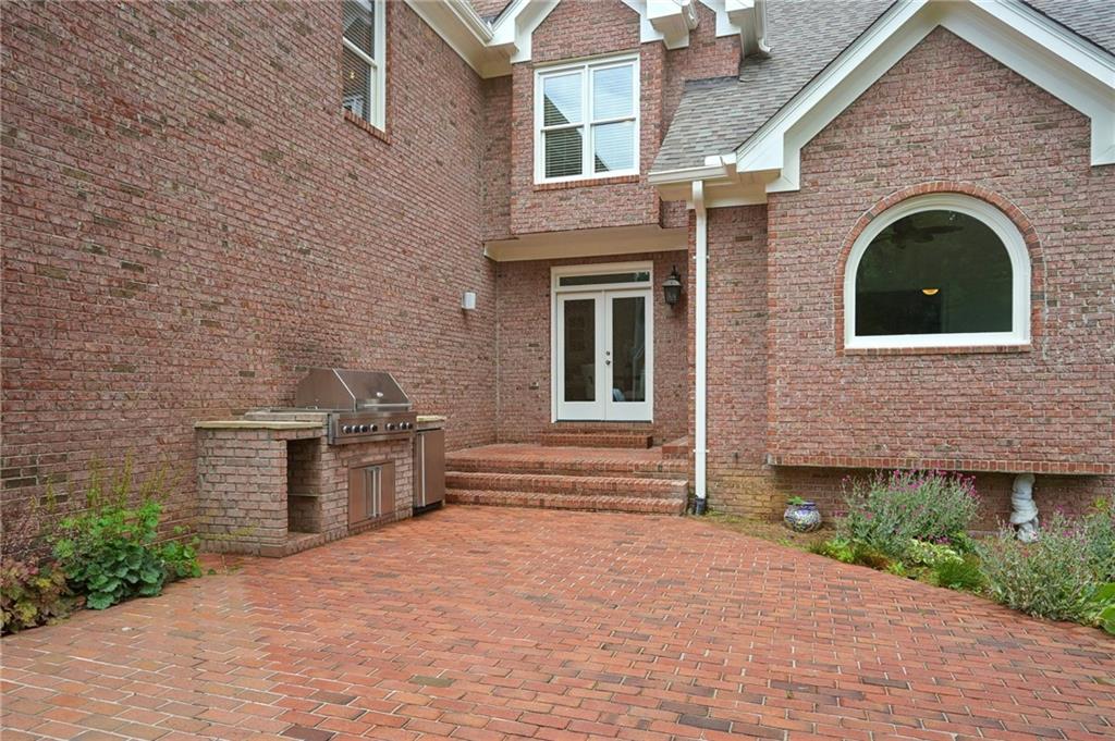 230 Summerhouse Lane