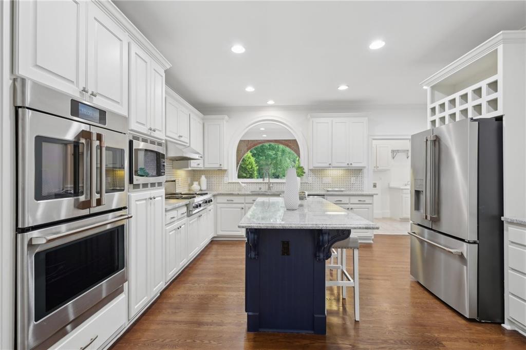 230 Summerhouse Lane