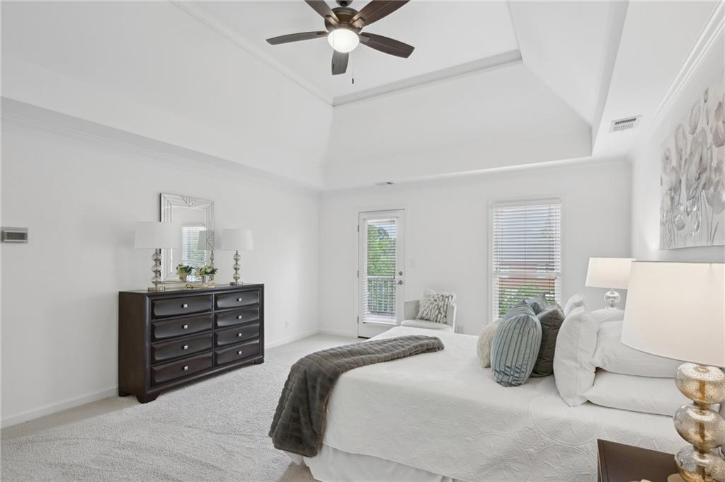 230 Summerhouse Lane