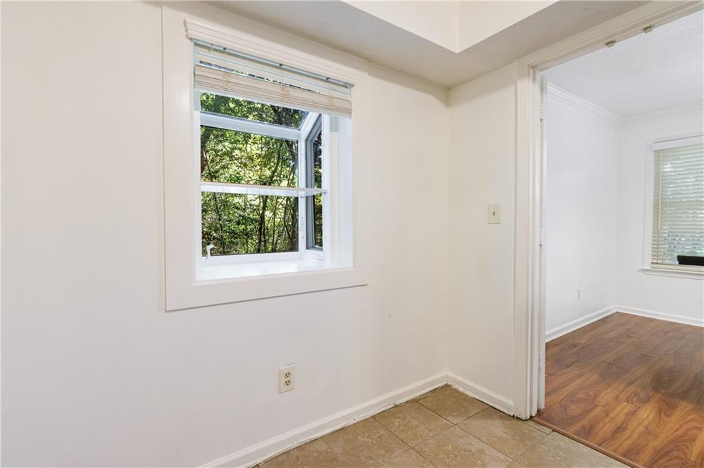 838 Lake Hollow Boulevard SW