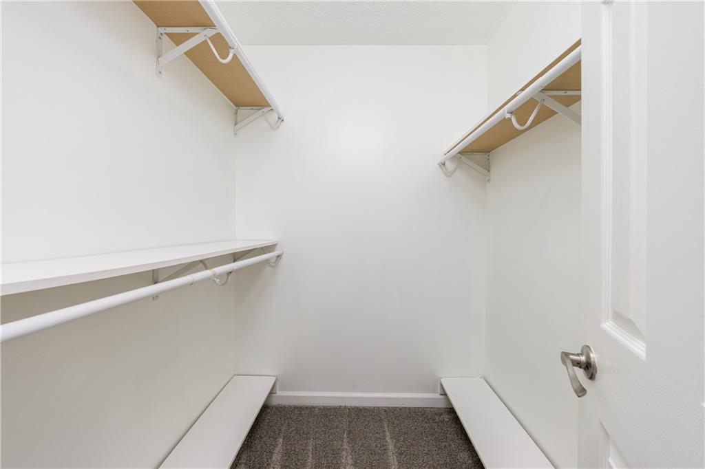 838 Lake Hollow Boulevard SW