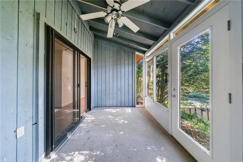 838 Lake Hollow Boulevard SW