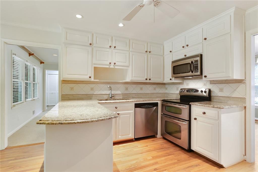 4948 Windhaven Court