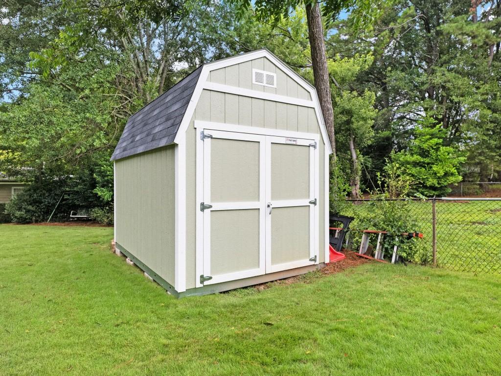 3724 Crestview Drive SE