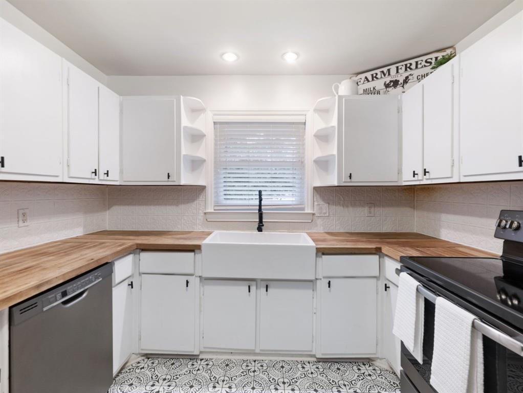 3724 Crestview Drive SE