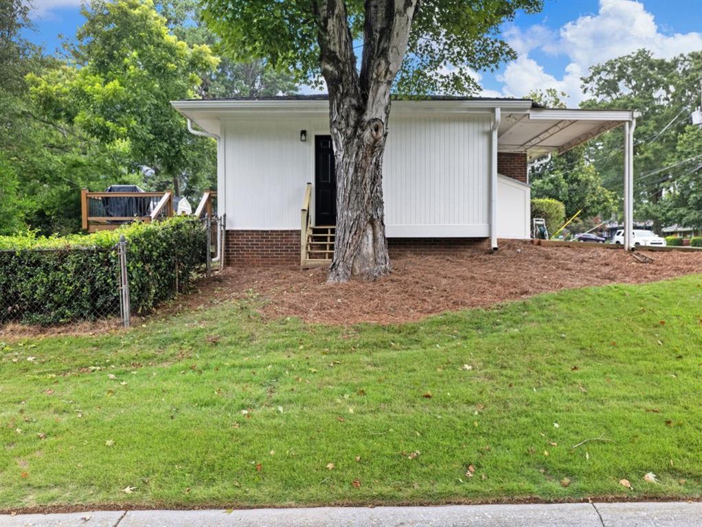 3724 Crestview Drive SE