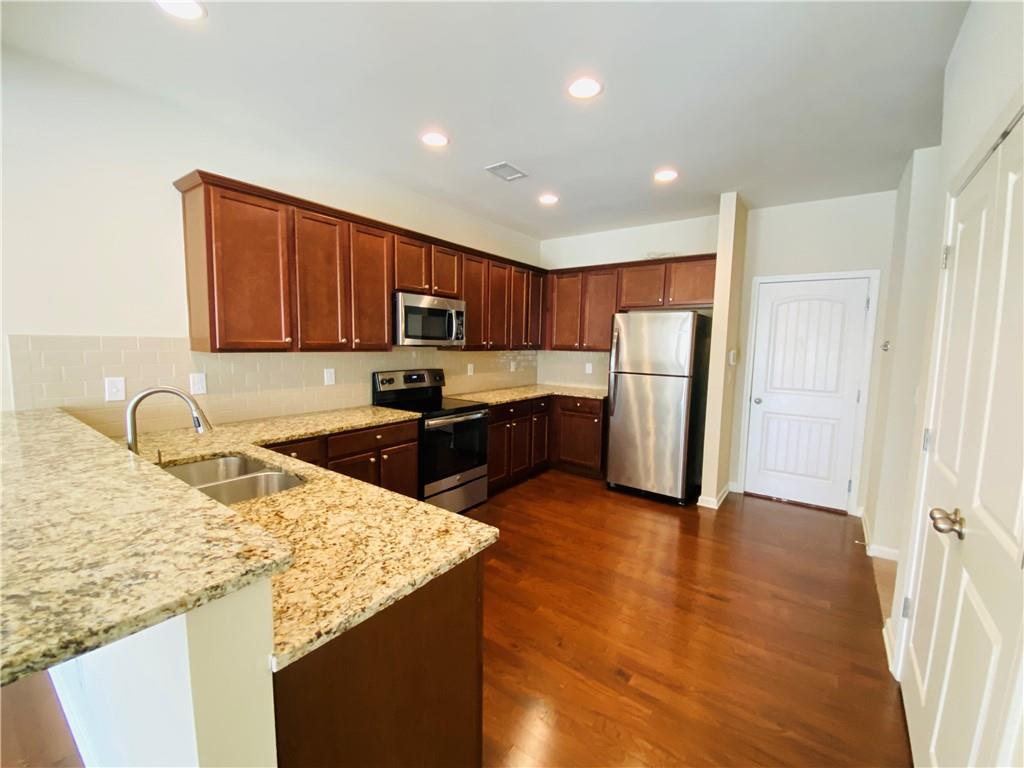 1509 Charcoal Ives Road